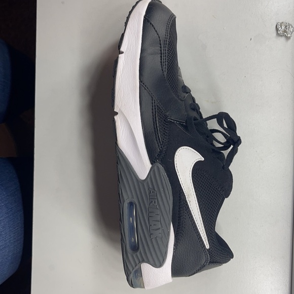 Nike Air Max - Picture 2 of 3
